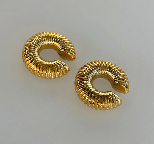 Chunky Gold Ear Cuff