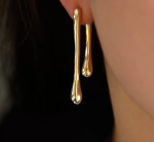 Load image into Gallery viewer, Drip Earrings
